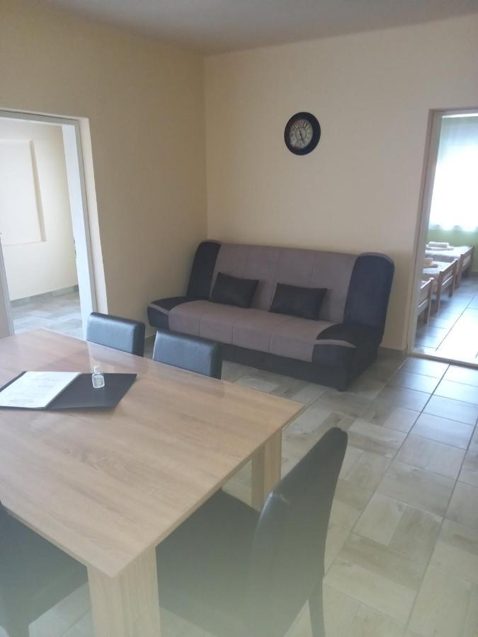 Apartman Fiva Apartment Pacir Exterior photo